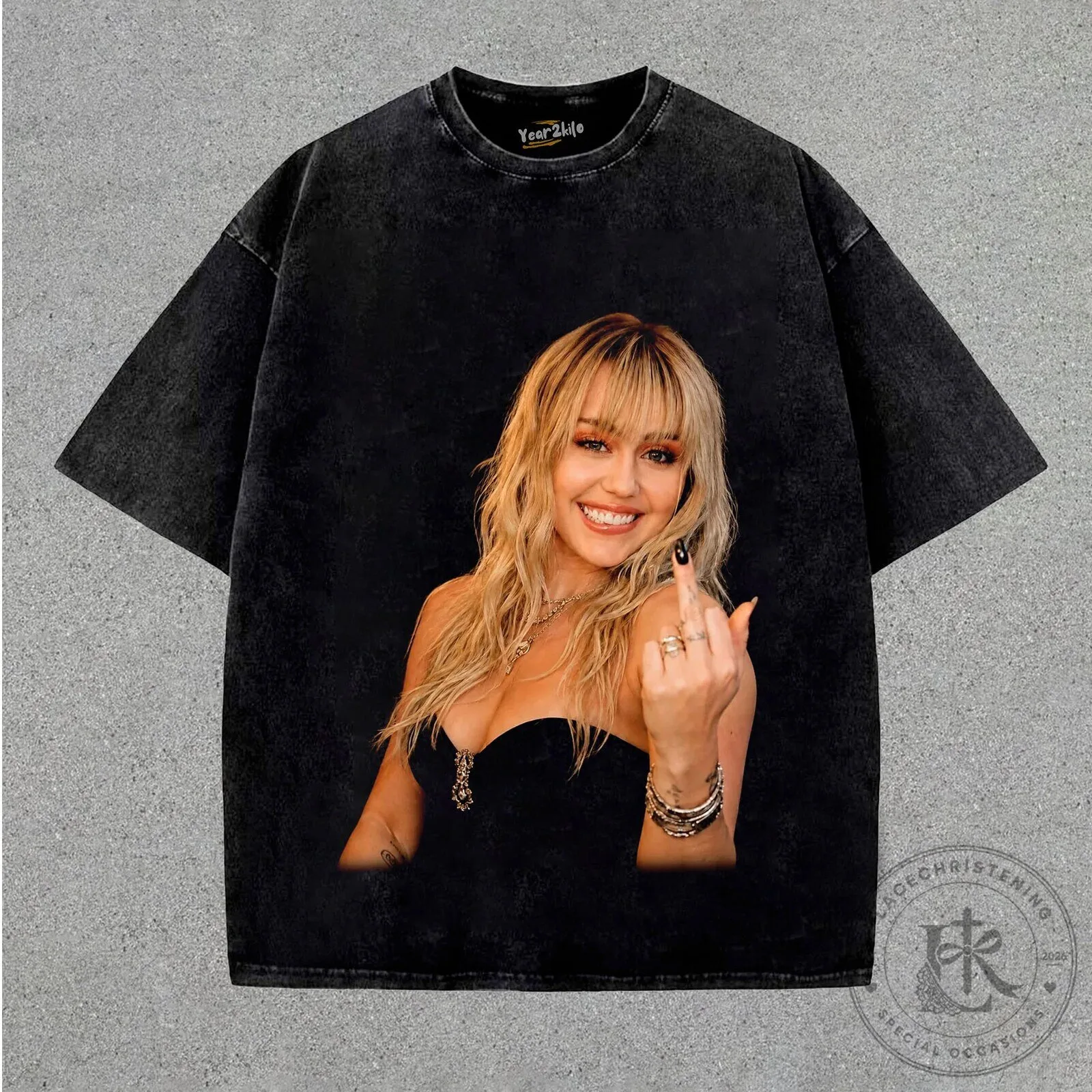 Miley Cyrus Middle Finger Pose Vintage Washed Black Graphic T-Shirt